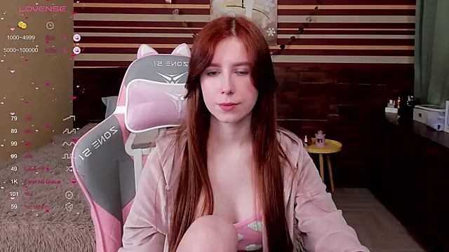 MilanaMua online show from February 2025 09:22:01 AM