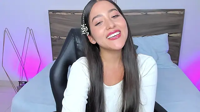 ivette bocelly online show from February 2025 10:48:01 PM