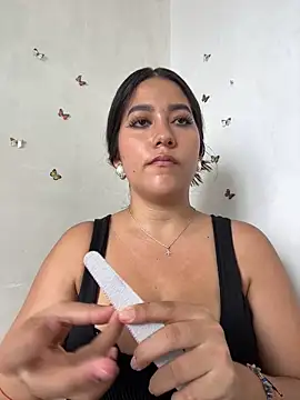 ivette bocelly online show from September 2025 07:47:01 PM