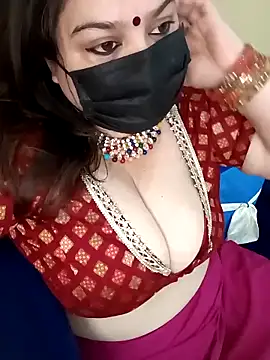 Snapshot of Rupaleesexy chatting on March 2025 04:55:02 PM Rupaleesexy online show from March 2025 04:55:02 PM