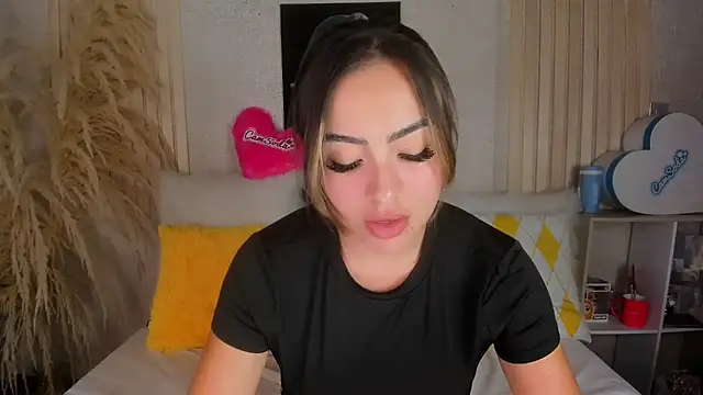 Snapshot of lindadelavega chatting on March 2025 03:37:02 PM lindadelavega online show from March 2025 03:37:02 PM