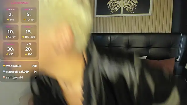 summer night  online show from February 2025 03:08:01 PM