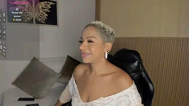 summer night  online show from March 2026 12:11:01 PM