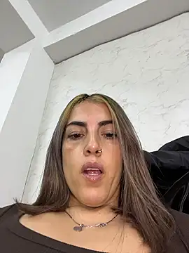 IsisLoveyes  online show from January 2026 06:22:02 PM