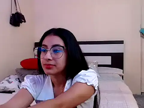 Snapshot of chika_hellar chatting on February 2025 10:25:02 PM chika hellar online show from February 2025 10:25:02 PM