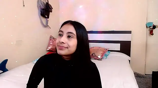 Snapshot of chika_hellar chatting on January 2026 10:24:02 PM chika hellar online show from January 2026 10:24:02 PM