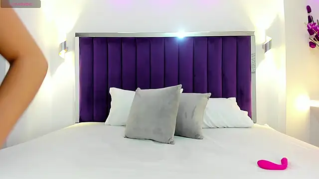 Snapshot of LindsyCater chatting on January 2025 11:58:02 AM LindsyCater online show from January 2025 11:58:02 AM