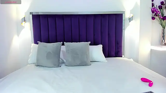 Snapshot of LindsyCater chatting on January 2025 12:15:02 PM LindsyCater online show from January 2025 12:15:02 PM