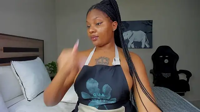 Renee-18 online show from November 2025 11:03:01 PM