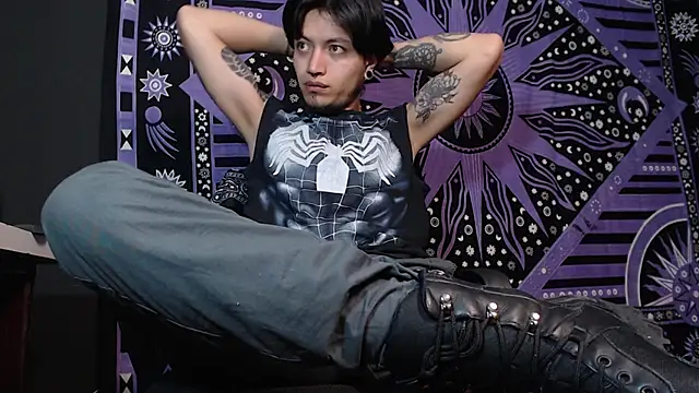 Dicaprioo  online show from January 2025 10:54:02 PM