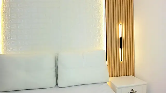 Emily roux online show from March 2026 03:16:01 PM