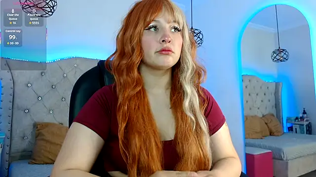 Charlotte Jones   online show from December 2025 11:36:02 AM