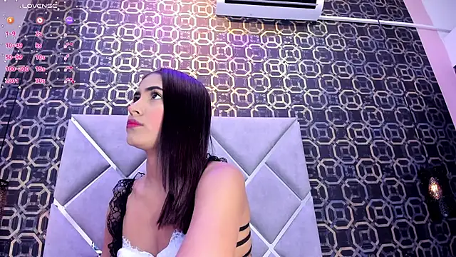 Snapshot of CherryBlossom23 chatting on November 2025 01:38:01 AM CherryBlossom23 online show from November 2025 01:38:01 AM