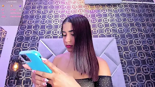 Snapshot of CherryBlossom23 chatting on November 2025 01:28:01 AM CherryBlossom23 online show from November 2025 01:28:01 AM