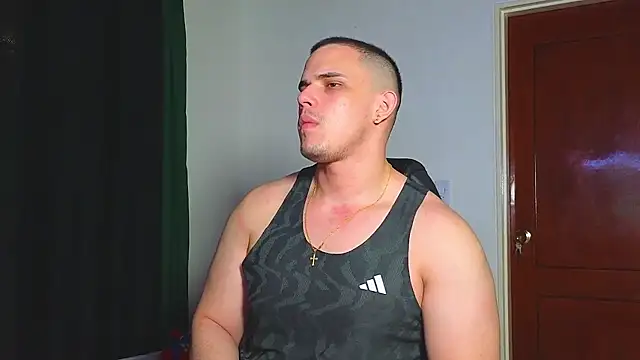 Snapshot of Regansmiths chatting on March 2025 05:21:02 AM Regansmiths online show from March 2025 05:21:02 AM