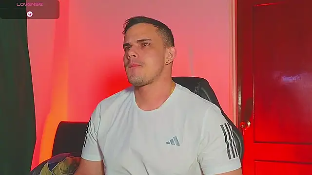 Snapshot of Regansmiths chatting on October 2025 09:54:02 AM Regansmiths online show from October 2025 09:54:02 AM