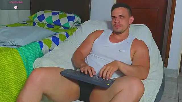 Snapshot of Regansmiths chatting on July 2026 12:00:02 PM Regansmiths online show from July 2026 12:00:02 PM