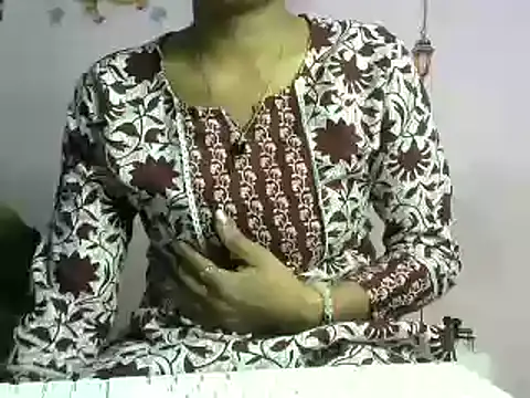 momo lov online show from January 2025 10:48:01 AM