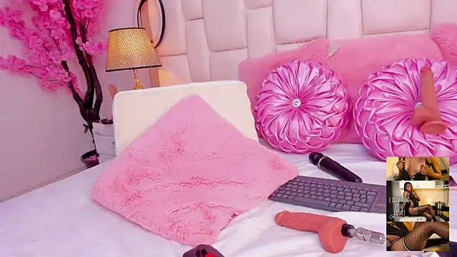 CahitlinBell online show from March 2025 09:13:01 AM