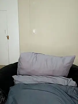 Snapshot of PerfectionBerrie chatting on December 2025 04:28:02 AM PerfectionBerrie online show from December 2025 04:28:02 AM