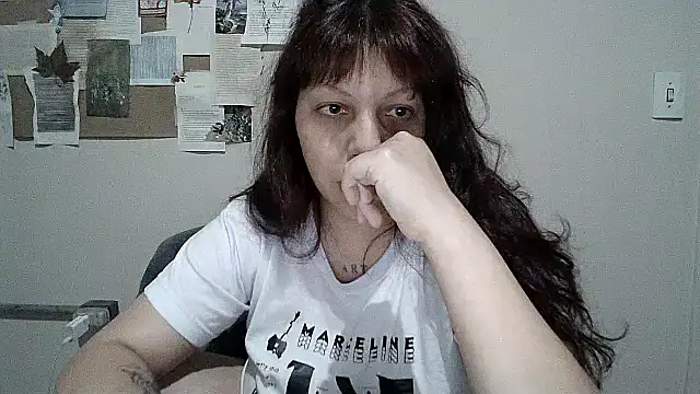 bbyedarling online show from November 2025 01:29:02 AM