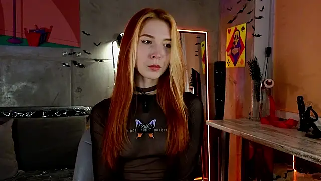 Snapshot of izi-fox chatting on January 2025 06:35:02 PM izi-fox online show from January 2025 06:35:02 PM