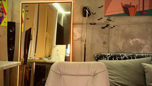 Snapshot of izi-fox chatting on February 2025 06:34:02 PM izi-fox online show from February 2025 06:34:02 PM