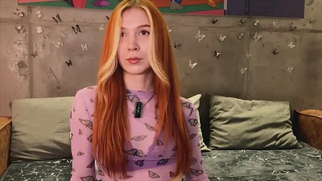 Snapshot of izi-fox chatting on February 2025 06:43:01 PM izi-fox online show from February 2025 06:43:01 PM