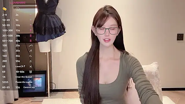 omaiiil online show from November 2025 01:57:01 PM