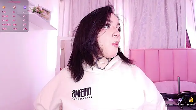 bella-green online show from January 2025 07:04:01 PM