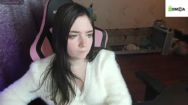 Crazy forest fairy online show from December 2025 10:18:02 PM