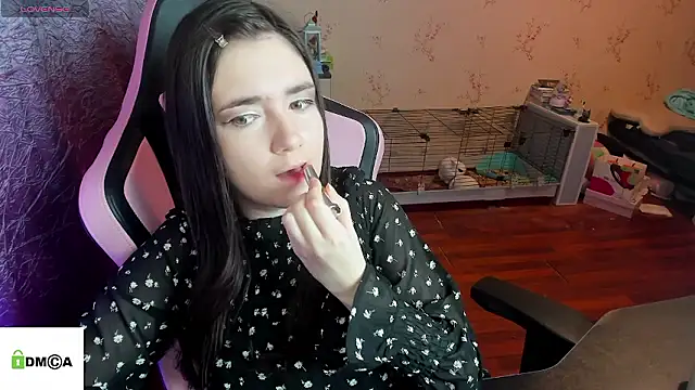 Crazy forest fairy online show from January 2026 11:17:01 PM