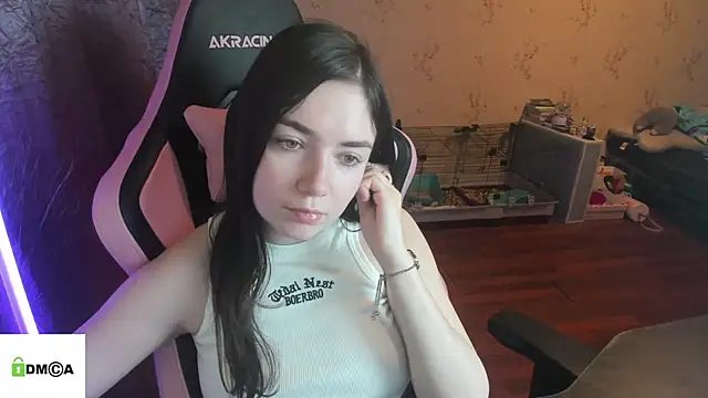 Crazy forest fairy online show from February 2026 10:51:02 PM