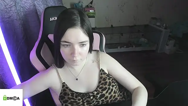 Crazy forest fairy online show from March 2026 04:50:01 AM