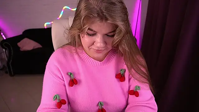 GabbieJay online show from November 2025 02:43:02 PM