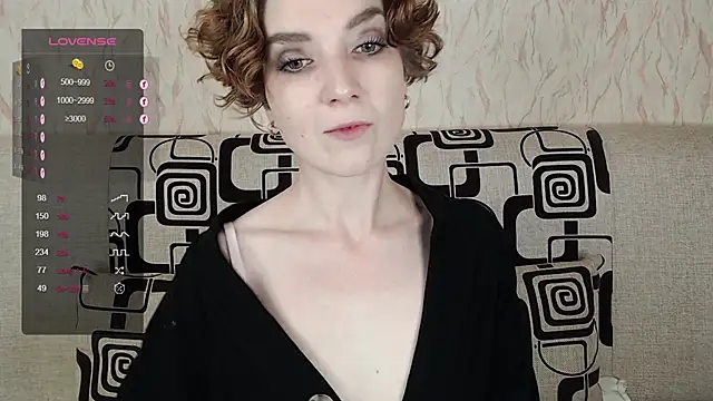 TinaWince online show from October 2025 04:44:02 AM