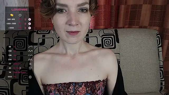 Snapshot of TinaWince chatting on June 2026 04:59:02 AM TinaWince online show from June 2026 04:59:02 AM