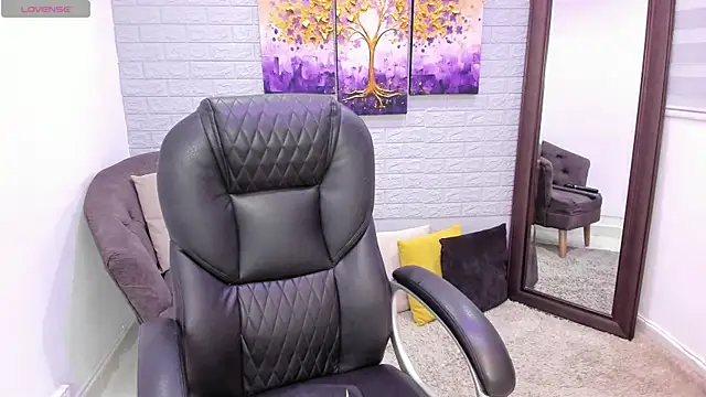  alaiasmile  online show from April 2026 04:36:02 PM