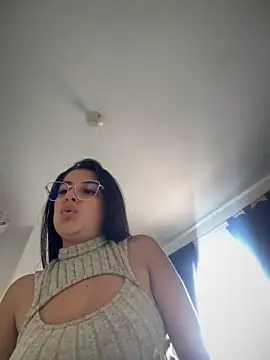 Snapshot of Naughty_arabs chatting on December 2024 09:26:01 PM Naughty arabs online show from December 2024 09:26:01 PM