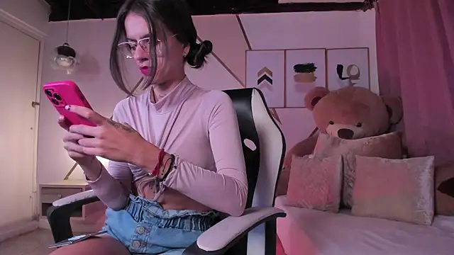 maye wells online show from February 2025 05:54:02 PM