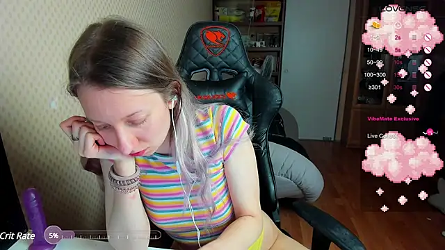 Snapshot of cutieMila chatting on February 2025 10:37:02 PM cutieMila online show from February 2025 10:37:02 PM