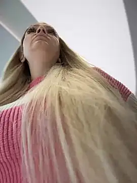 Teya moon  online show from December 2024 10:34:02 AM