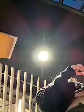 Teya moon  online show from March 2026 03:40:01 PM