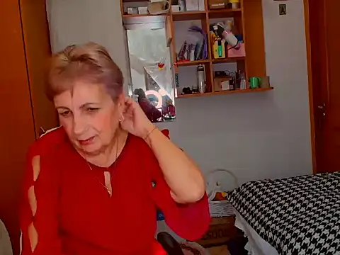 Victoria5643 online show from December 2024 09:29:02 PM