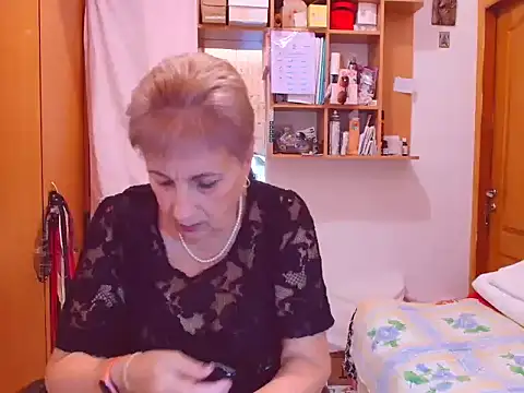 Victoria5643 online show from September 2025 07:50:02 PM