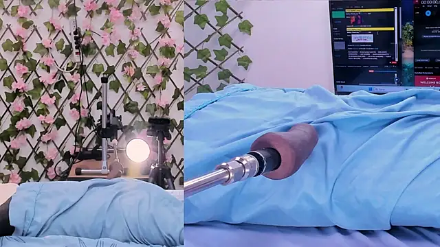 Criistal Thompson online show from January 2026 01:05:02 PM