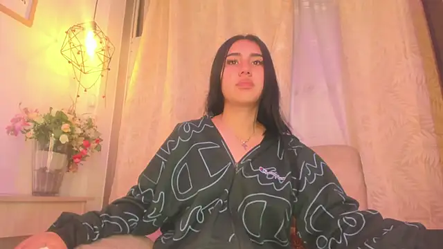 Chanttall  online show from December 2024 09:03:01 AM