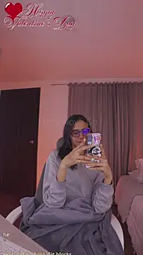 DanyNova Co online show from February 2025 10:11:02 PM