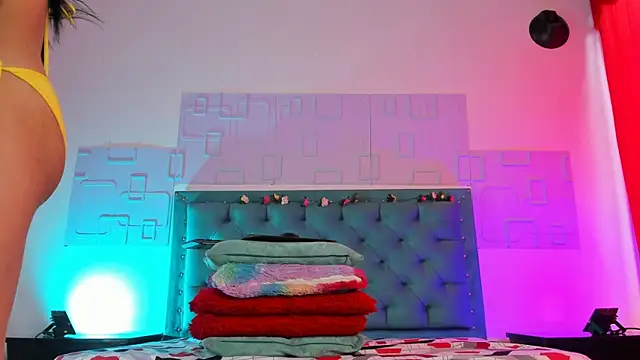 thamara26 online show from February 2025 03:21:01 PM