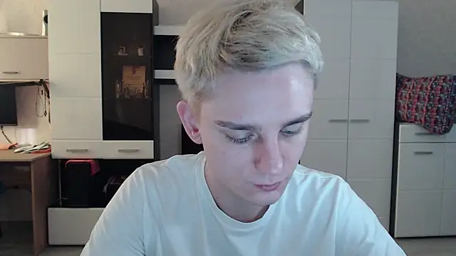 angryzan online show from March 2025 03:55:02 AM